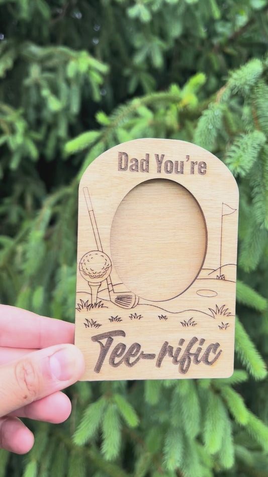 Golf Dad Photo Holder Magnet or Visor Clip | Personalized Father’s Day Gift | Wallet Size Picture Frame for Dad | Car Visor Photo Frame